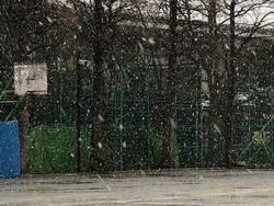 校庭の雪景色