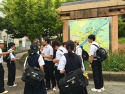見学