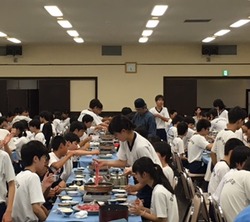 夕食