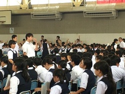 生徒総会の様子