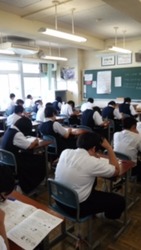 試験の様子