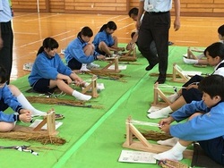 ものづくり（わらじ作り）