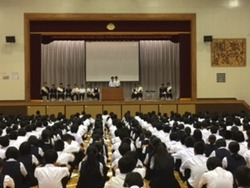 立会演説会