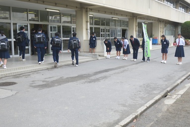 あいさつ運動写真