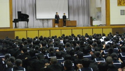 全校集会11月1