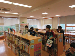 写真：図書室
