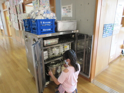 給食