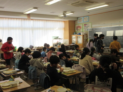 給食