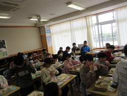 給食