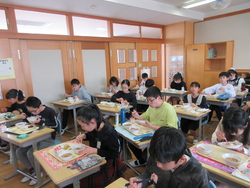 給食