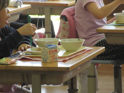 給食
