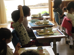 給食