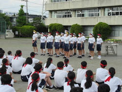 体育祭実行委員を紹介している写真