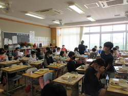 六年