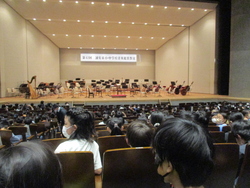 6月8日に文化会館で音楽鑑賞教室がありました