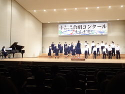 1年A組の合唱の写真