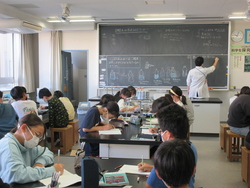 十月三十一日