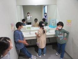 十二月七日