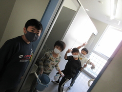十二月七日