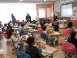 二月一六日