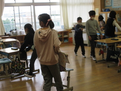 二月二四日
