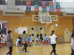 二月二七日