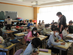 三月二二日