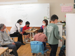三月二二日