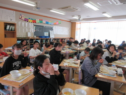 四月一三日
