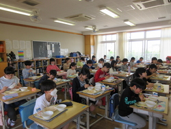 四月一三日