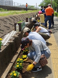 境川