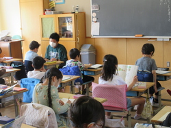四月一九日