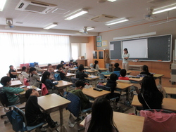 四月一九日