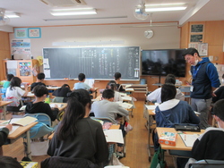 四月二六日