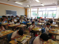 四月二七日