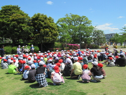 浦安公園に集合している写真