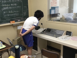 校内お昼の放送