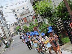 六月二八日