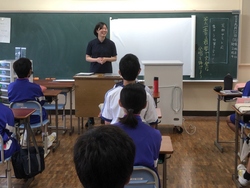3年生　家庭科の授業