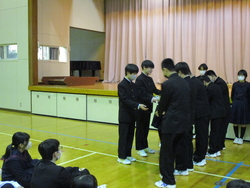 進路団結式