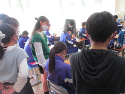 6年生中学校見学