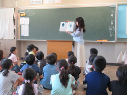 朝の読み聞かせ