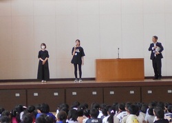 04