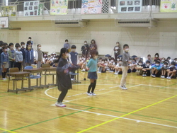 同じく4年生です