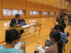 講演