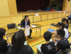 講演