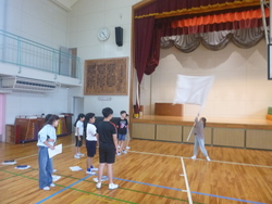 白組