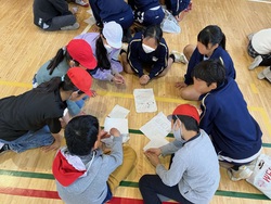 20241121　美浜中学校区　合同授業が行われました。