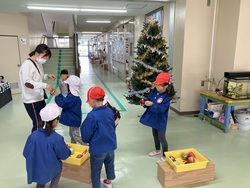 20241128　こども園　お昼ごはん直前