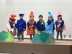 20241129　こども園　月組　劇発表会
